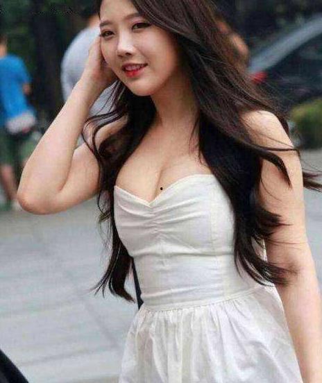 吃瓜少女微胖型  第2张